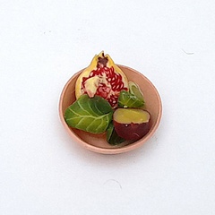 Image of Fruit on a plate 6